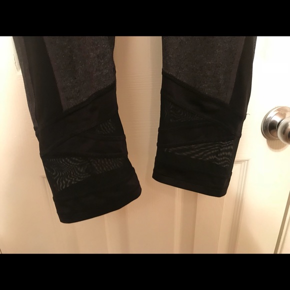 Work out leggings- capris - Picture 2 of 2